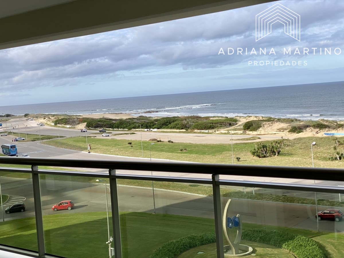 Excelente apartamento de lujo en una zona referencial de Punta del Este
