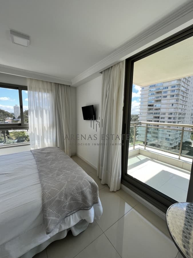 Apartamento ID.3390 - Alquiler Anual apto en excelente ubicación