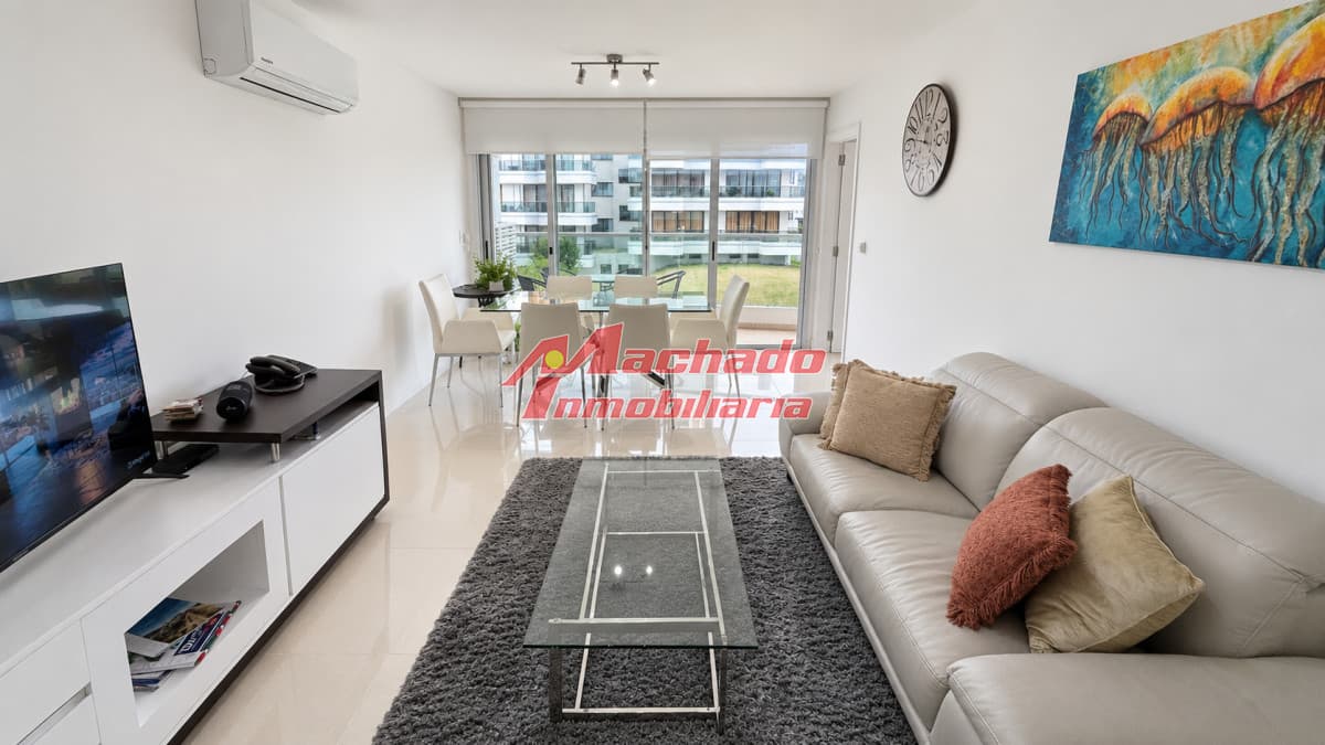 Apartamento 2 dormitorios en venta y alquiler Playa Brava Punta del Este