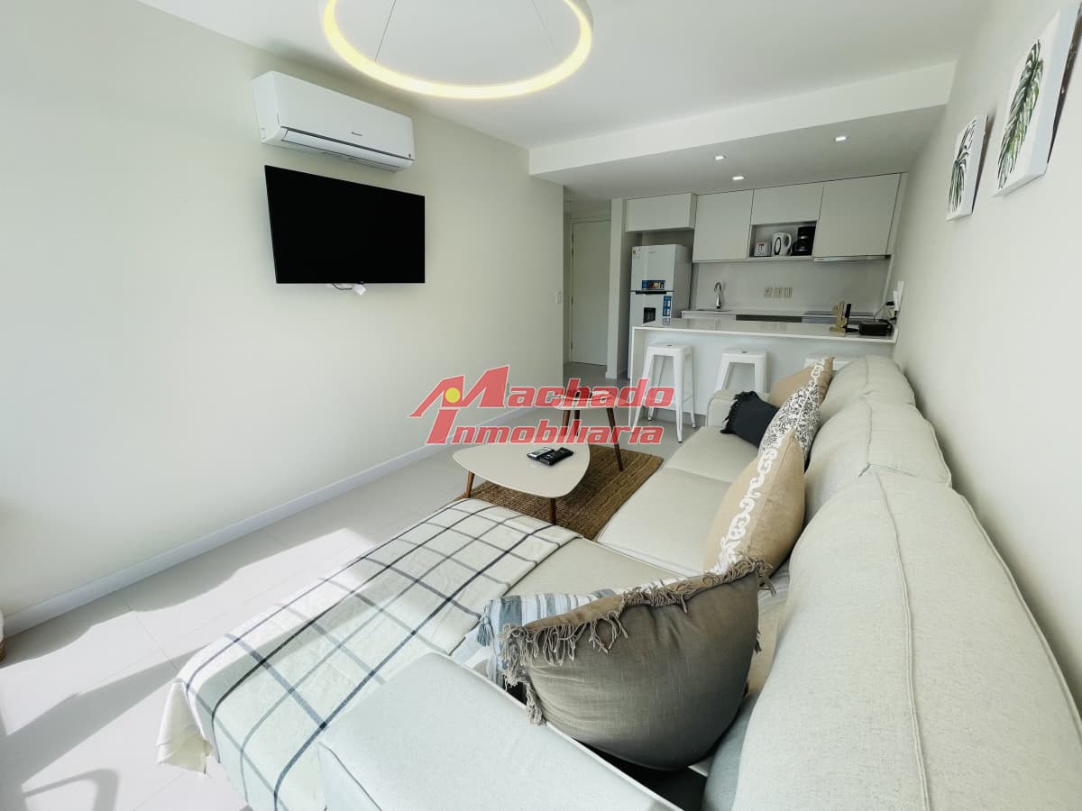 Apartamento en venta en Playa Mansa Punta del Este