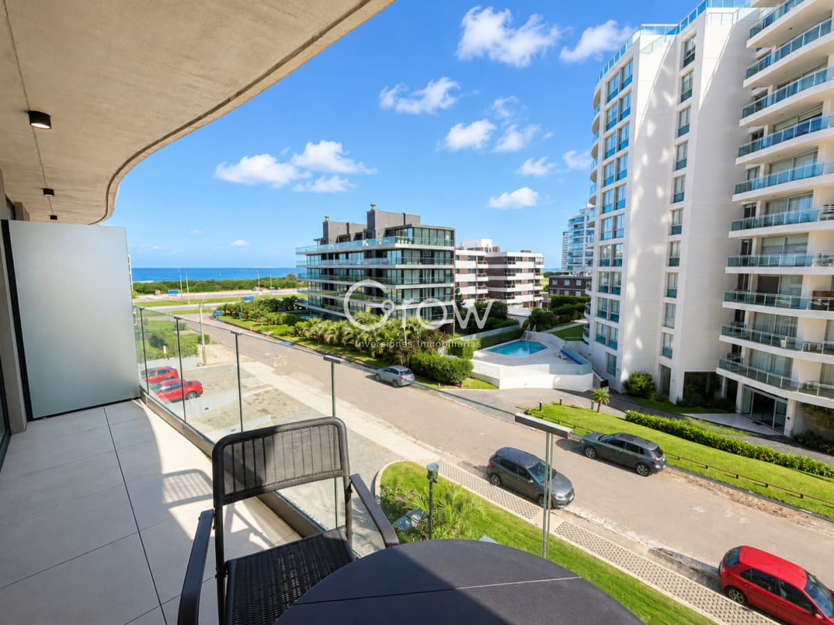 Apartamento de 1 dormitorio a estrenar a pasos de playa brava