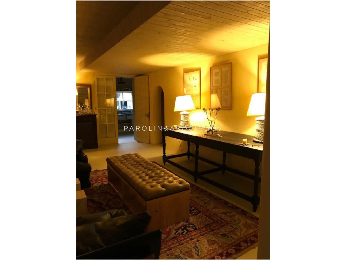 Casa en Venta de 4 Dormitorios en Rincon del Indio, Punta del Este