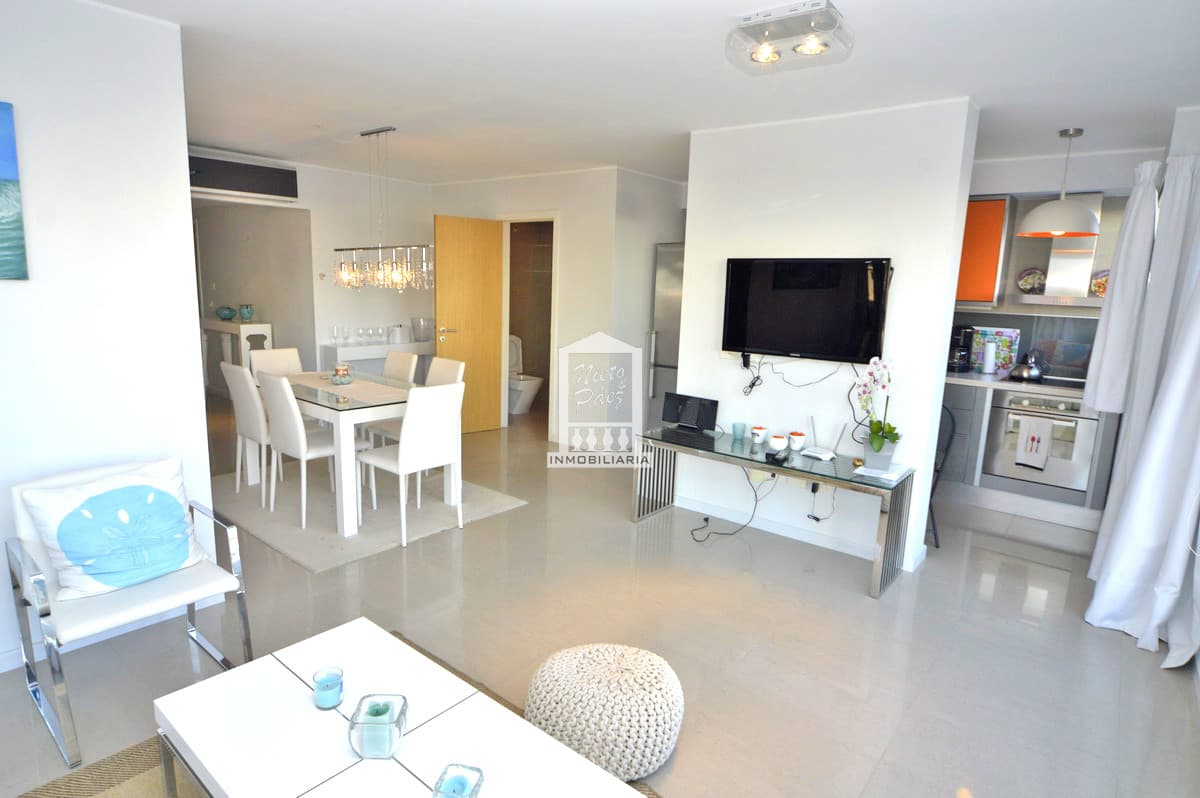 Alexander Collection, Playa Mansa