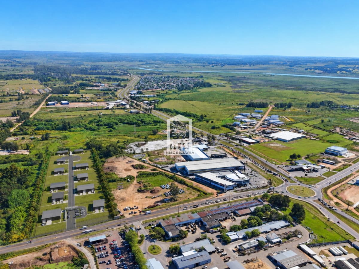 Lote en Nuevo Parque Industrial Cerrado