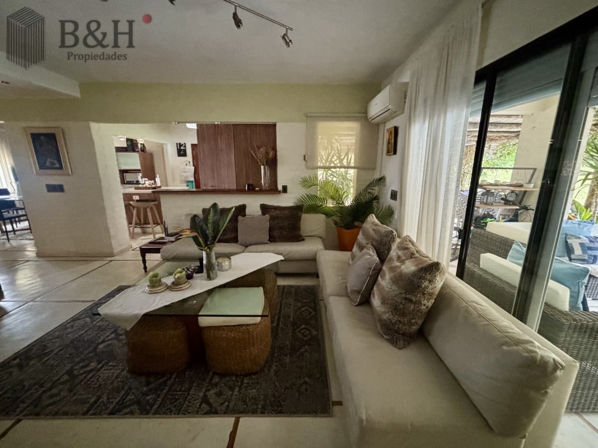Casa en venta de 3 dormitorios en Golf, Punta del Este