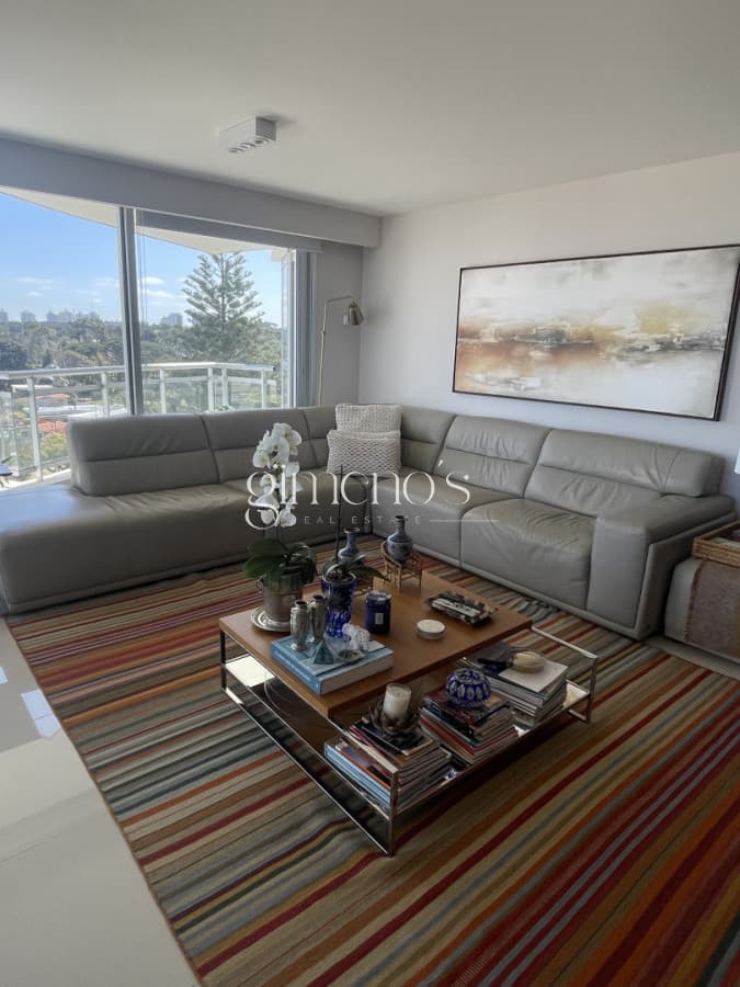 Venta de Apartamento 3 Suites - Playa Mansa -