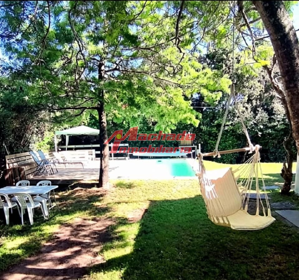 Casa de 2 dormitorios con piscina en venta en Punta del Este