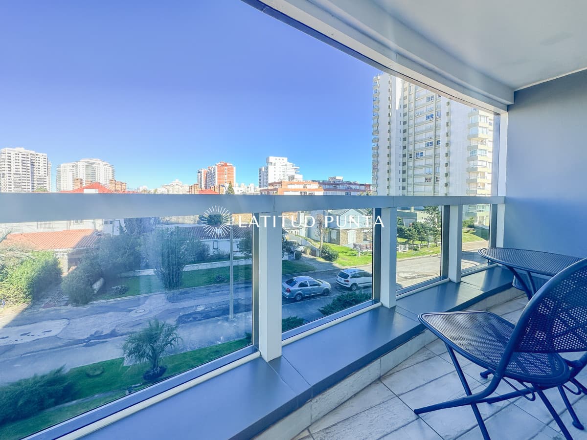 Apartamento en Mansa, 1 suite más toilette