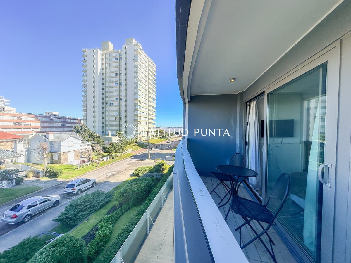 Apartamento en Mansa, 1 suite más toilette