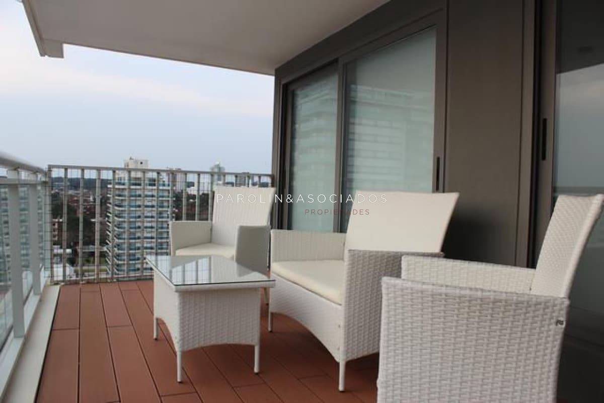 Apartamento en venta de 2 dormitorios en Onix, Punta del Este