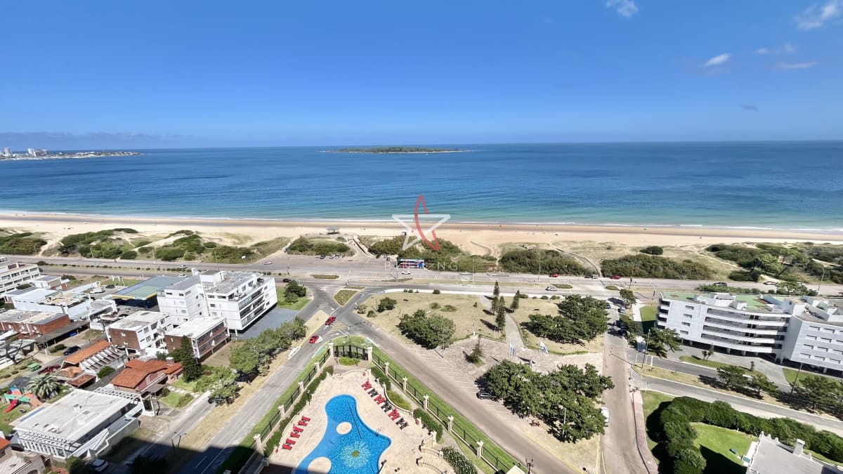VENTA ALQUILER APARTAMENTO PRIMERA LINEA MANSA PUNTA DEL ESTE - Bintang Propiedades