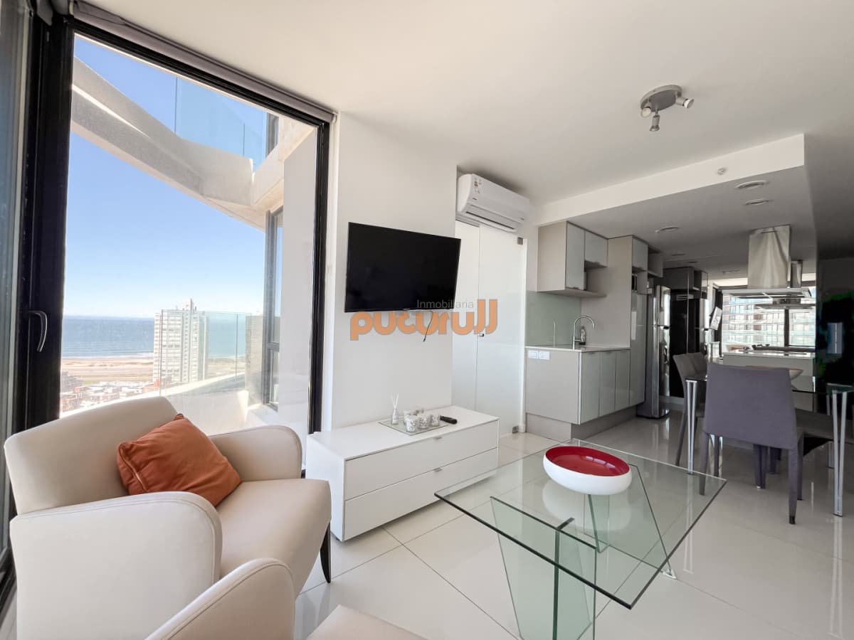 Apartamento de 1 dormitorio y medio en Artower - Punta del Este