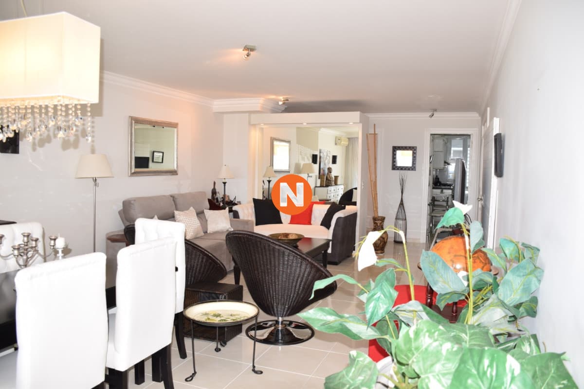 VENTA ALQUILER PUNTA DEL ESTE PRIMERA LINEA MANSA