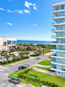 Apartamento a pasos del mar en Mansa, Punta del Este  -