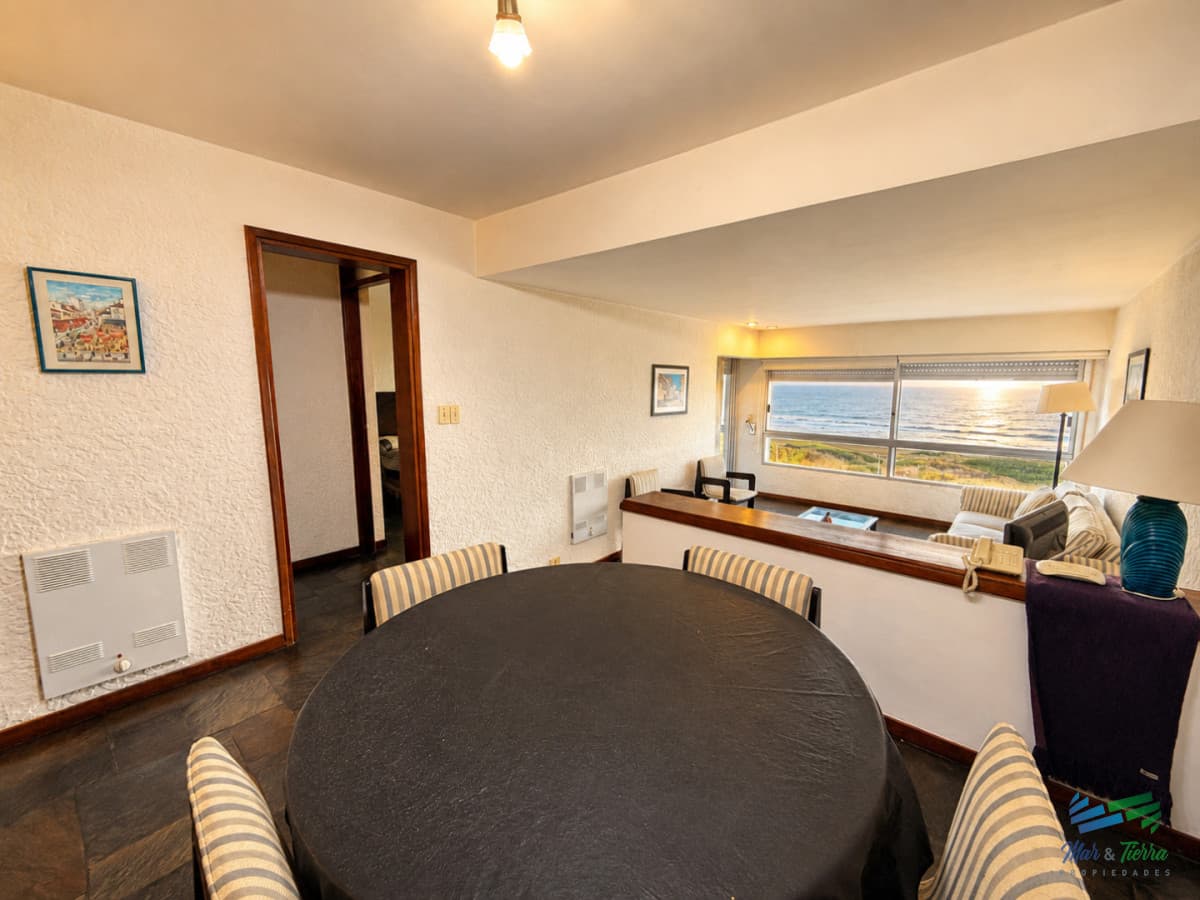 En venta apartamento de 1 dormitorio, con garage en Brava, Punta del Este