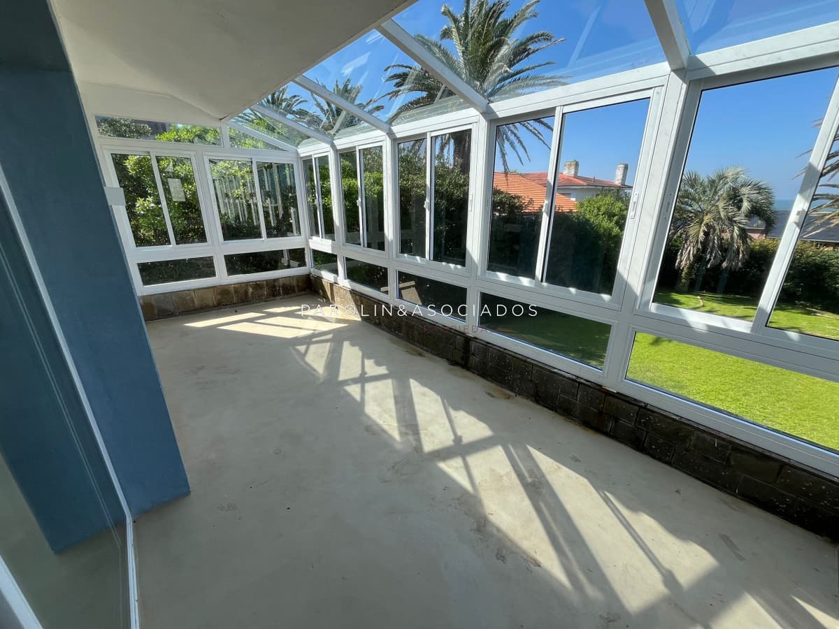 Chalet en Península en venta, de 4 dormitorios.
