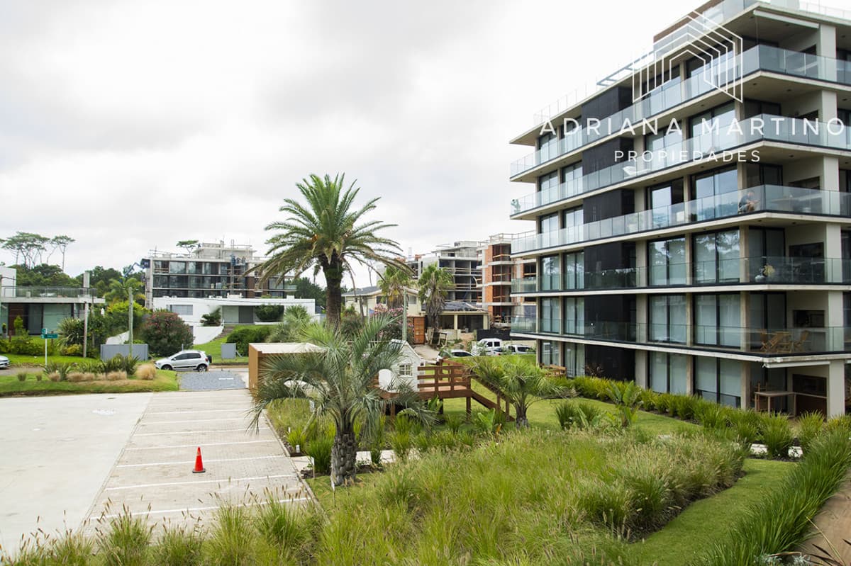 Apartamento en venta, playa mansa, Punta Del Este