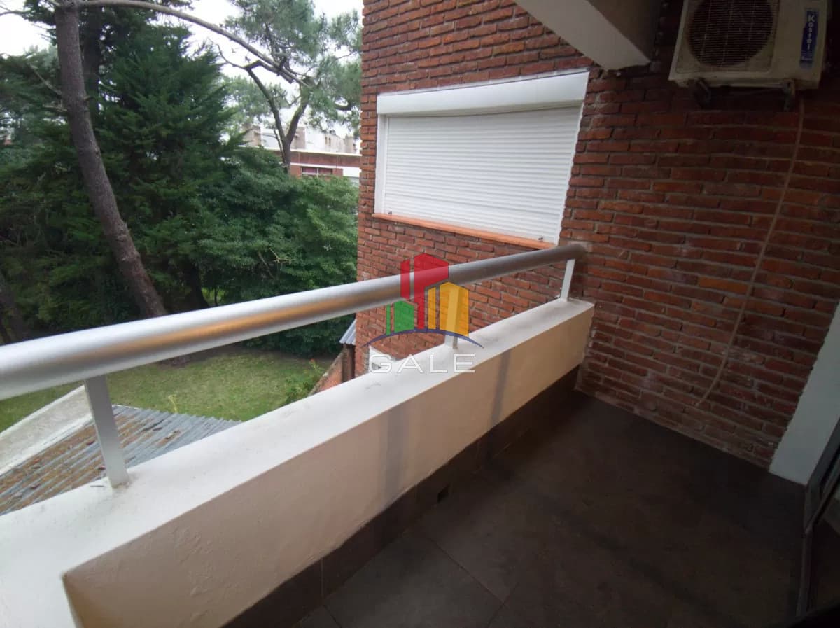 Gale Propiedades & Escribanía Apartamento ID.3983 - A pasos de todo, departamento de 2 dormitorios en venta