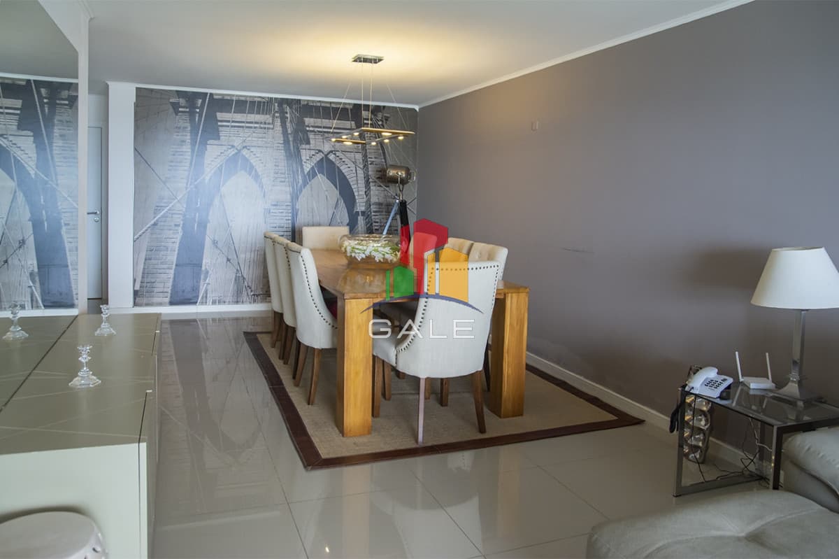 Gale Propiedades & Escribanía Apartamento ID.4072 - Vende apartamento de 3 dormitorios en Wind Tower, piso alto con vista al mar , Punta del Este
