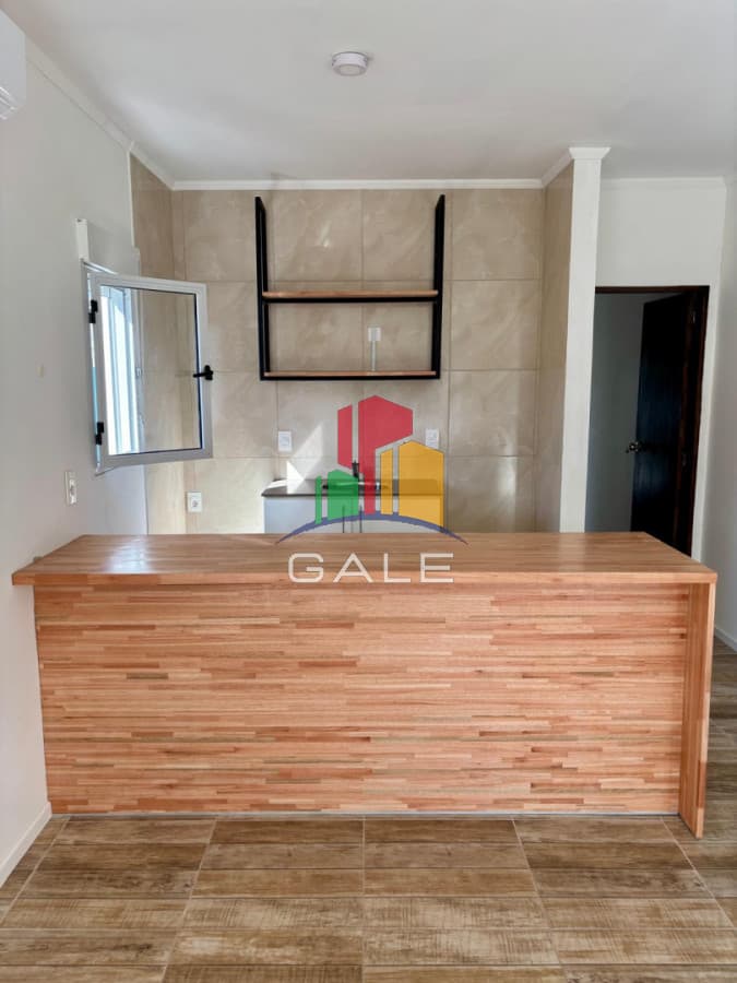 Gale Propiedades & Escribanía Casa ID.5245 - En venta casa en Altos de la Laguna, Maldonado de 2 dormitorios con parrillero.