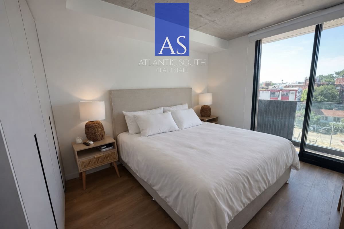 Apartamento de 2 dormitorios en venta en Torres del Este
