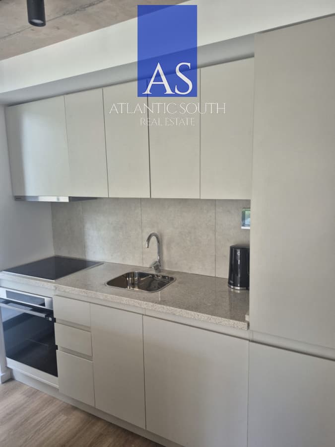 Apartamento de 1 dormitorio con vista al mar primera linea de Playa Mansa