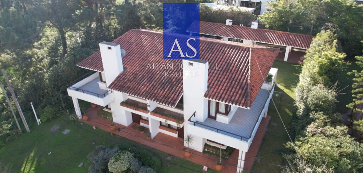Venta 2 casas cerca del mar ideal inversión Punta del Este Playa bRava