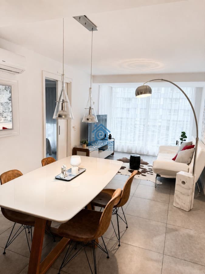 Apartamento ID.1095 - Apartamento en venta de 1 dormitorios a pasos del shopping en Punta del Este.