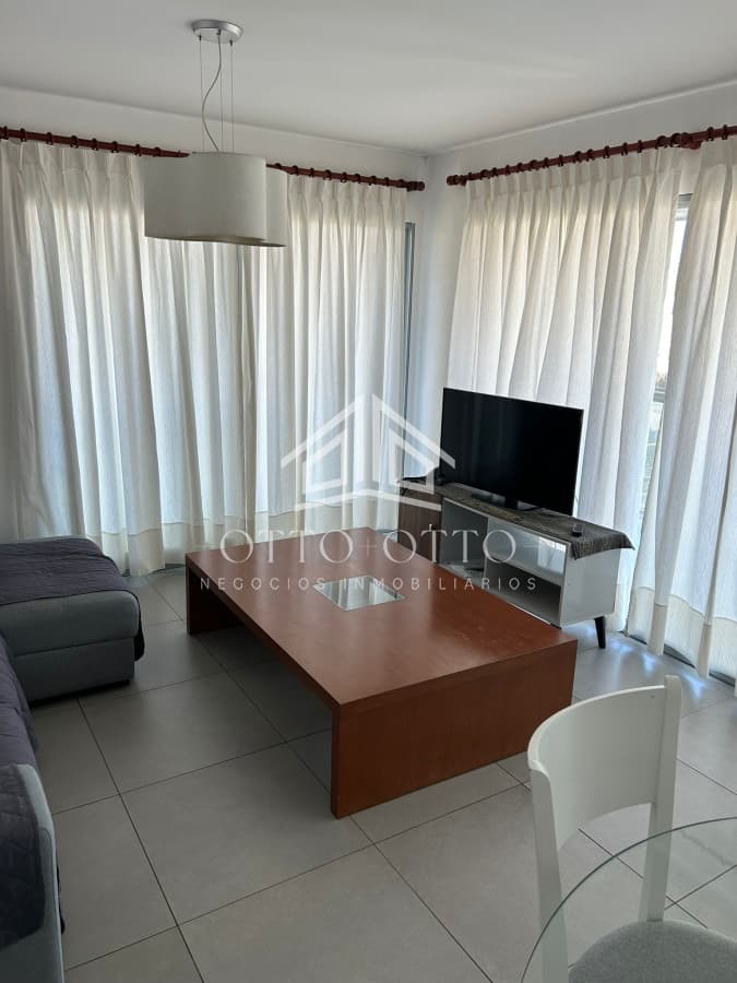 Departamento de 2 dormitorios en venta, Punta del Este