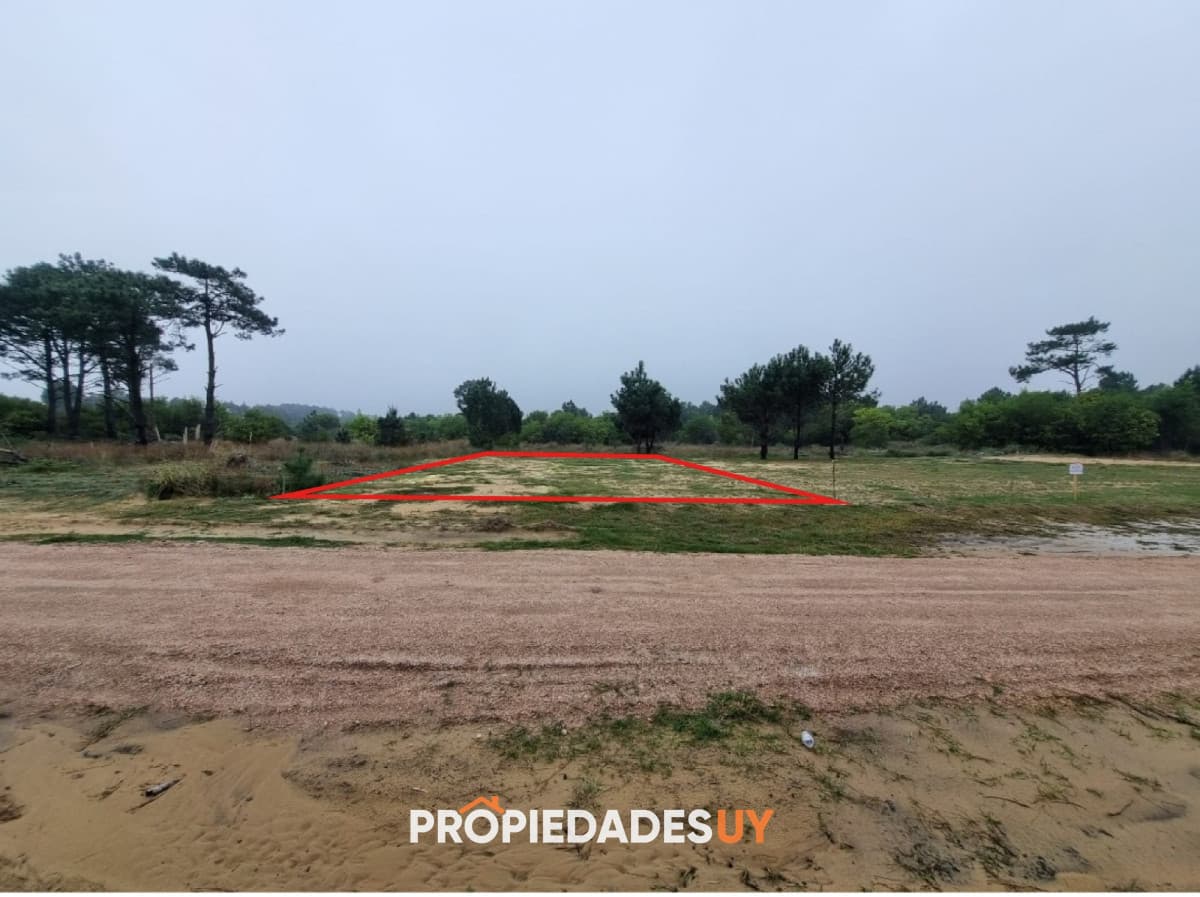 Terreno en venta Punta Del Diablo  TERRENO EN PUNTA DEL DIABLO ROCHA - PROPIEDADESUY - Punta del Este