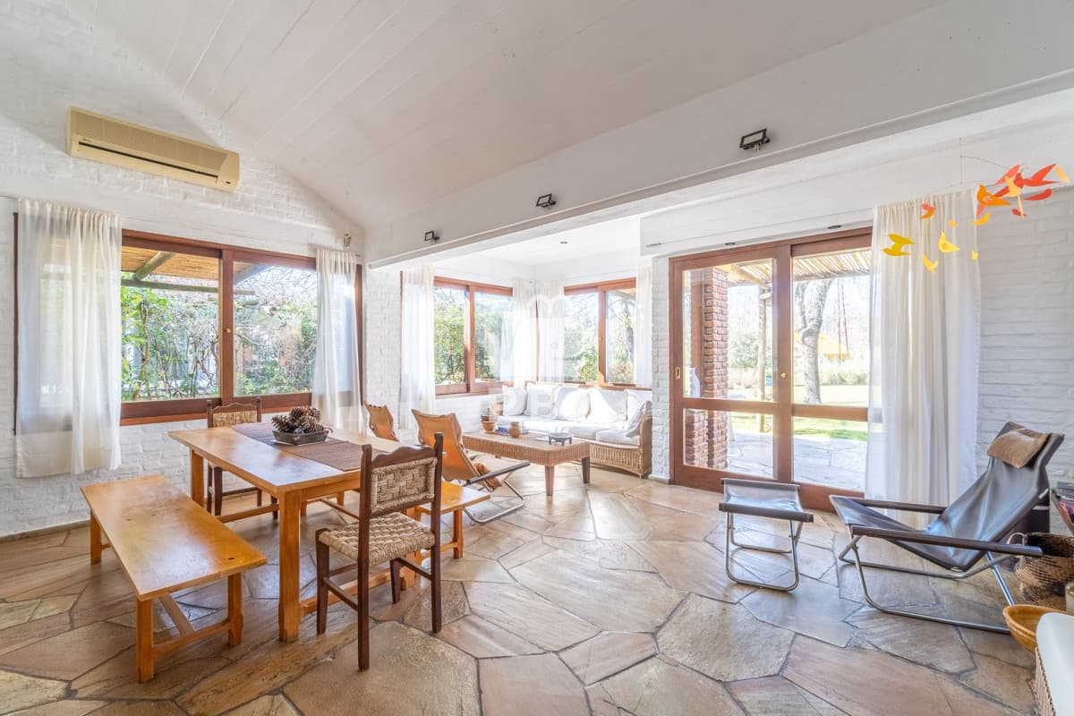 Casa de 3 DORMITORIOS en Camino Lussich, Punta Ballena