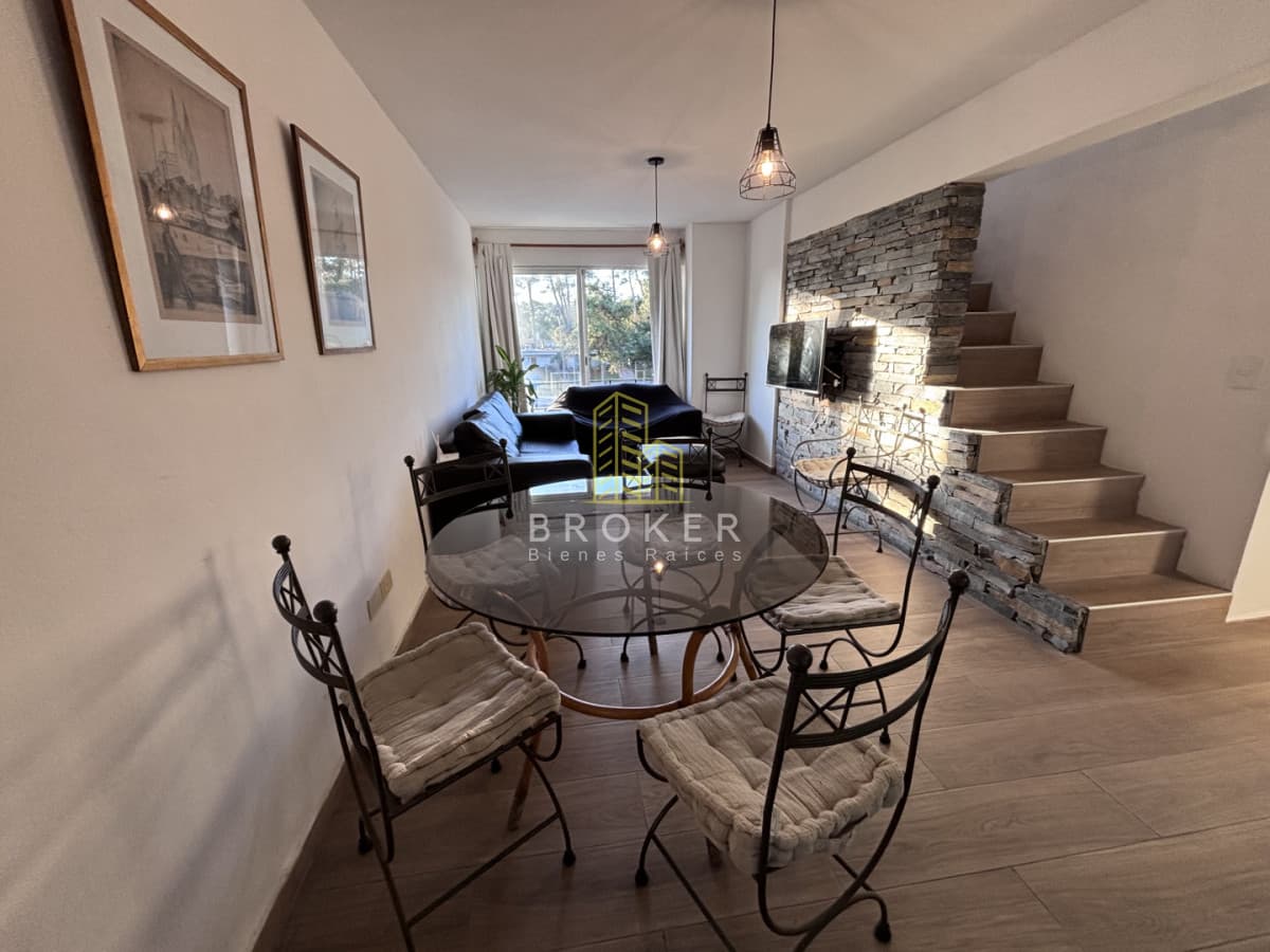 Apartamento en venta de 3 dormitorios próximo al mar