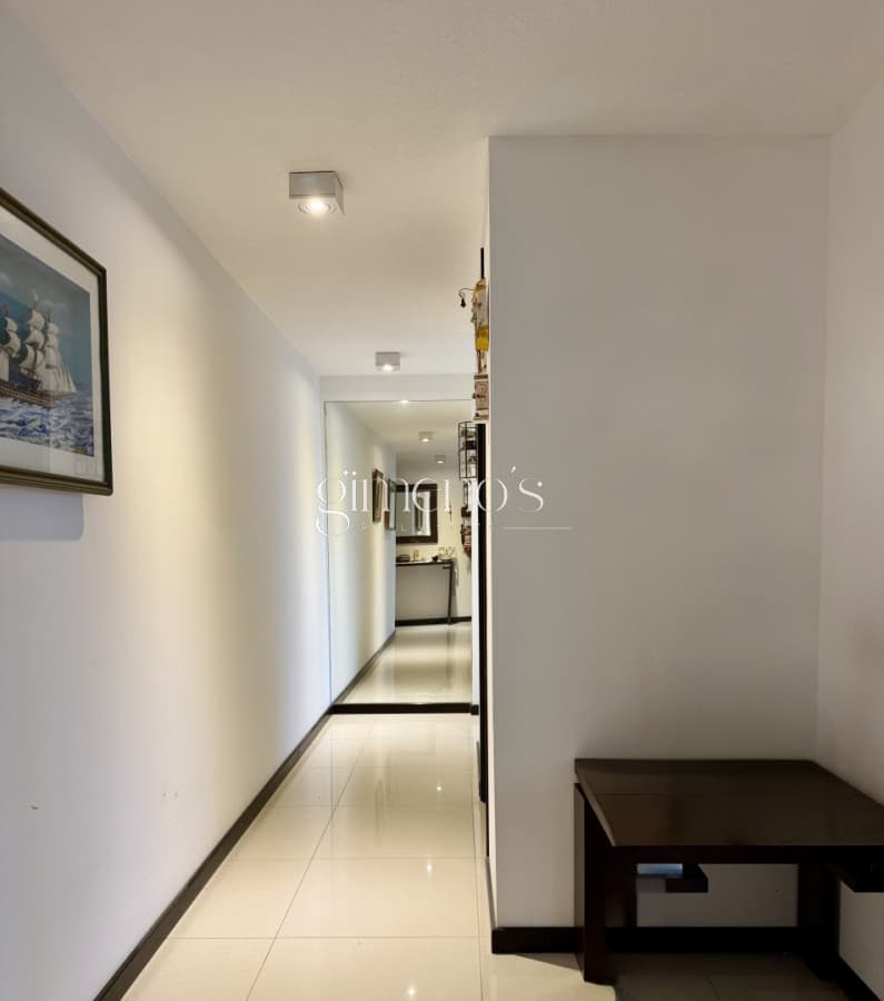 Oportunidad de apartamento de dos dormitorios en venta