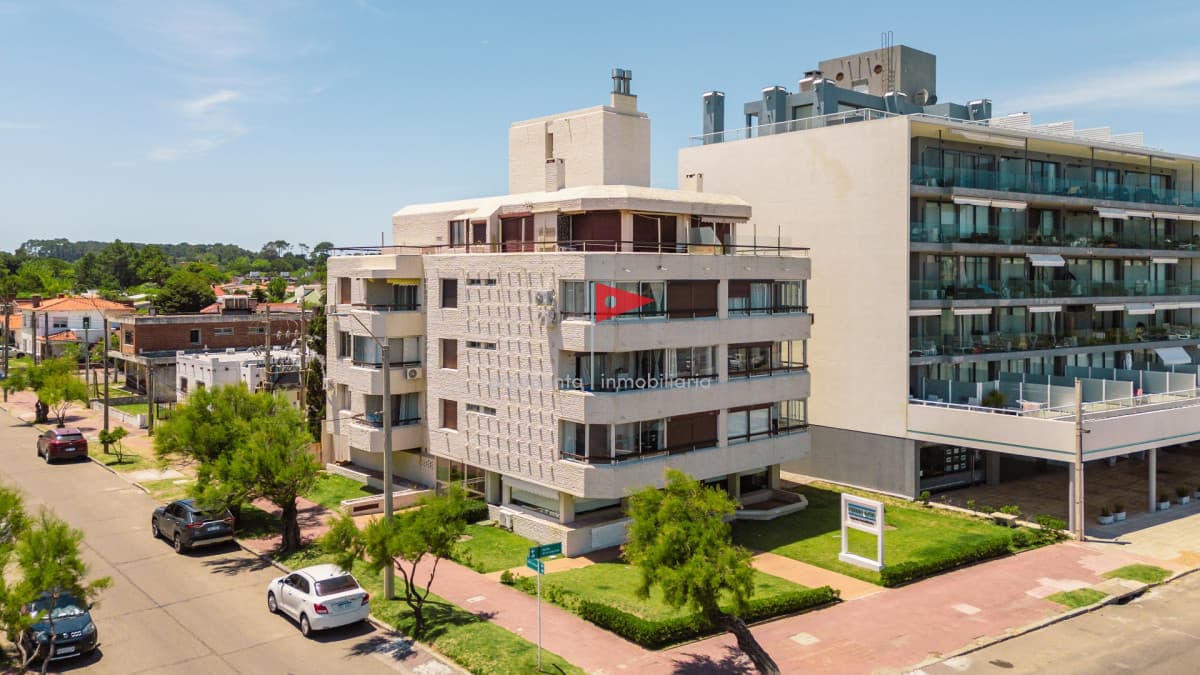 Apartamento ID.243 - Venta apto en Piriapolis edificio Rodamar