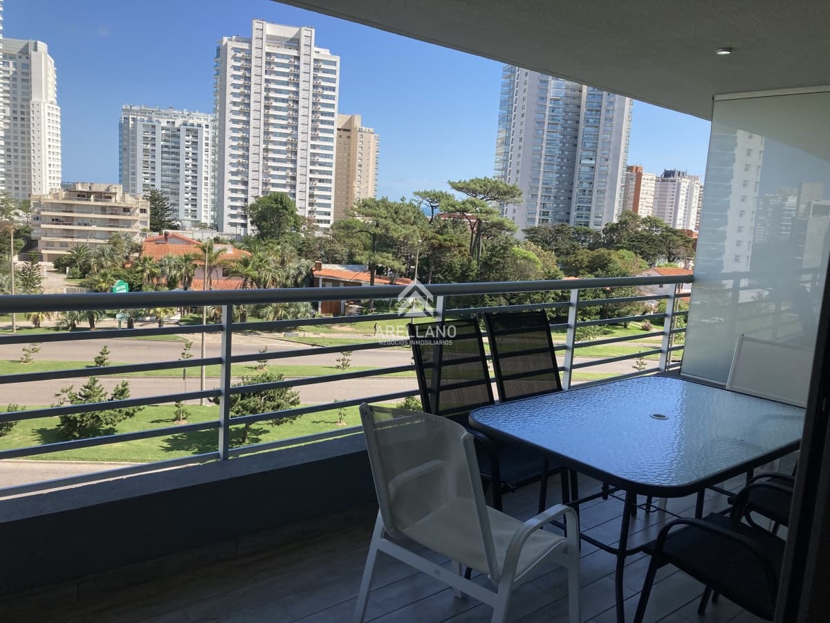 Apartamento ID.14 - departamento de 2 suites 1 toilette con garage en Playa Mansa