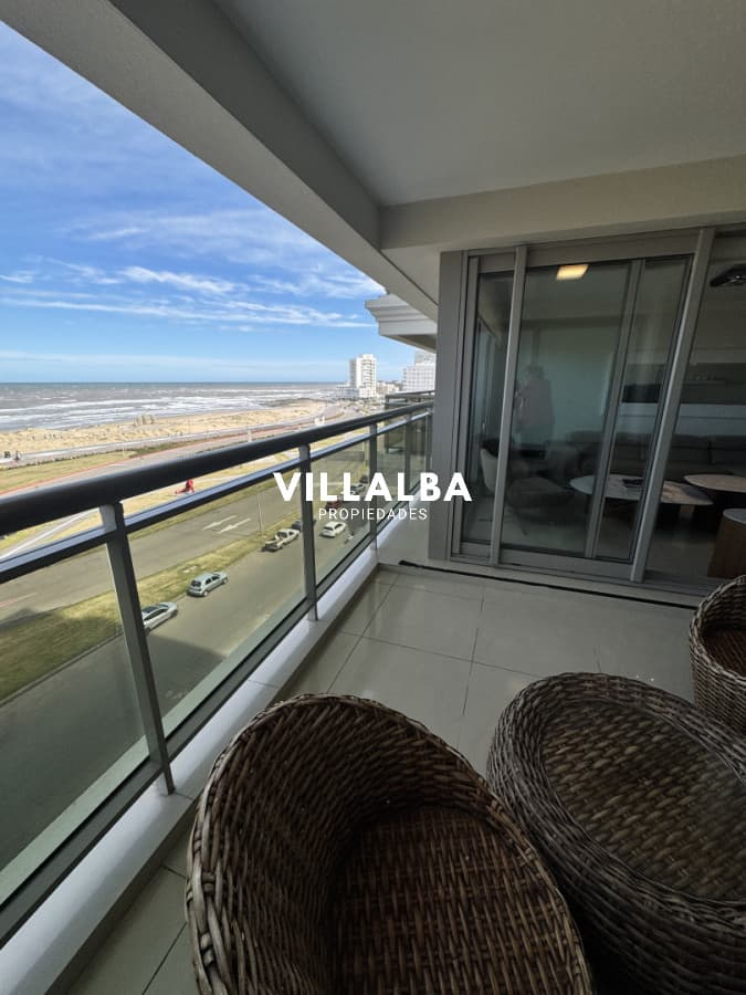 Apartamento torre de categoria 3 dormitorios en venta