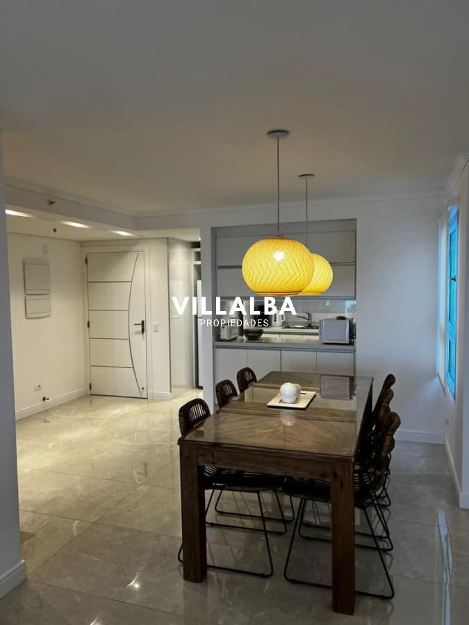 Apartamento 2 dormitorios 2 baños en torre de categoria