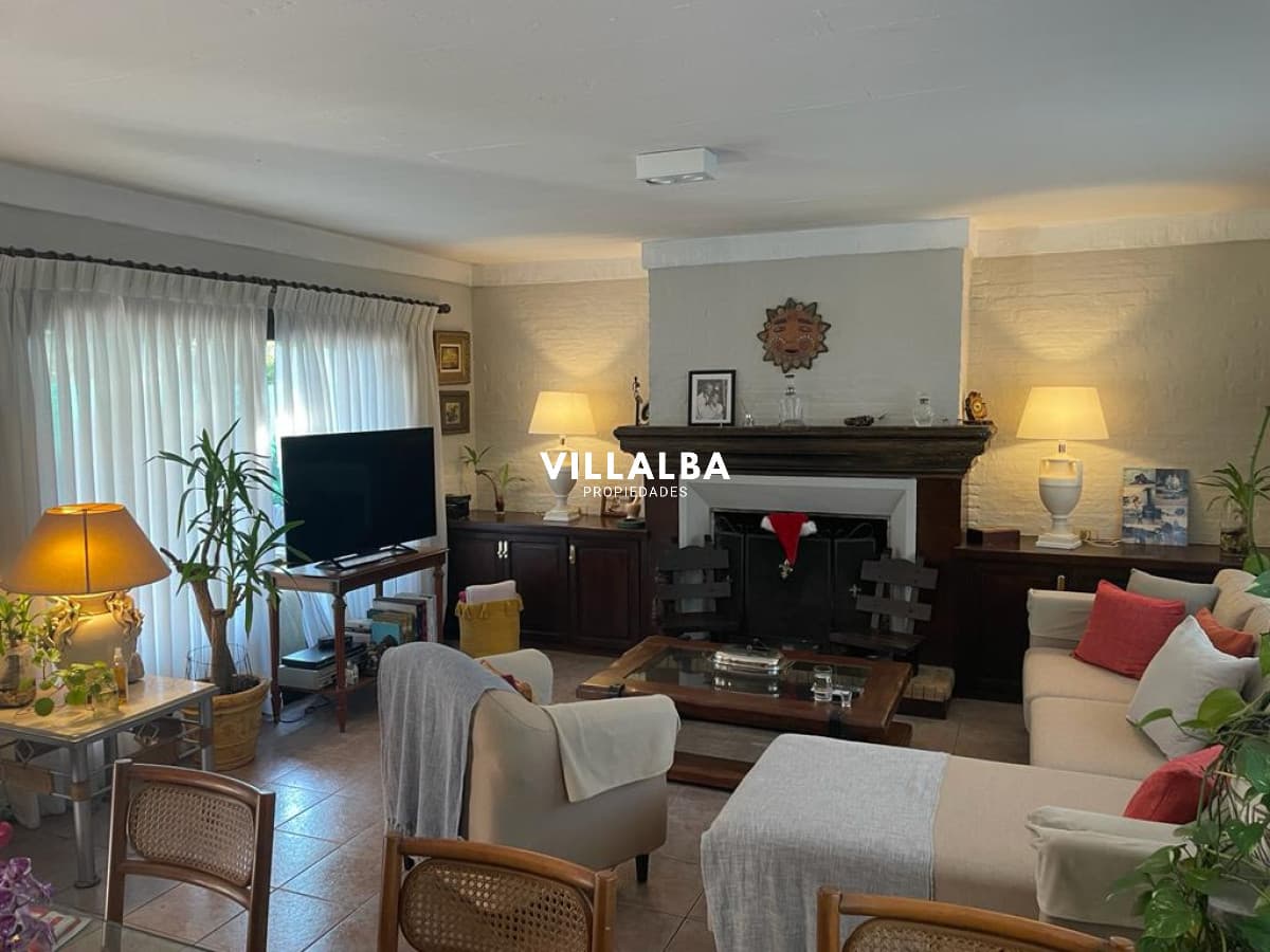 Casa zona ideal para vivir todo el año venta