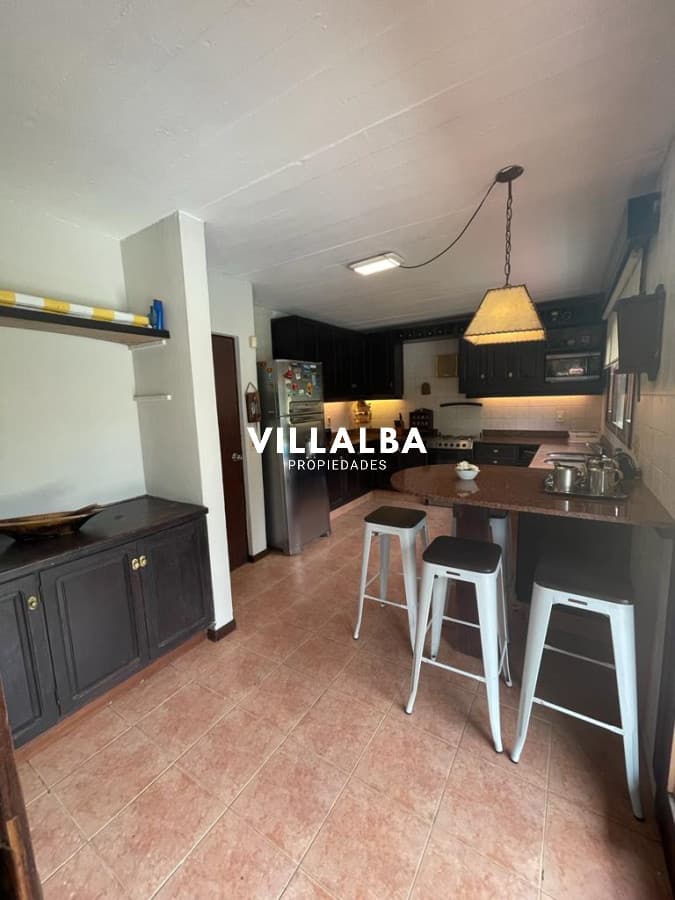 Casa zona ideal para vivir todo el año venta
