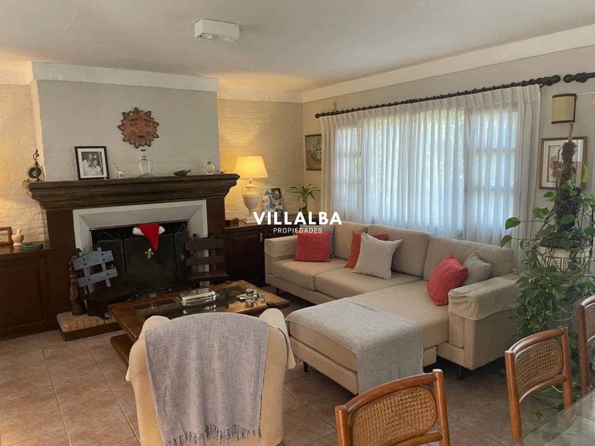 Casa zona ideal para vivir todo el año venta