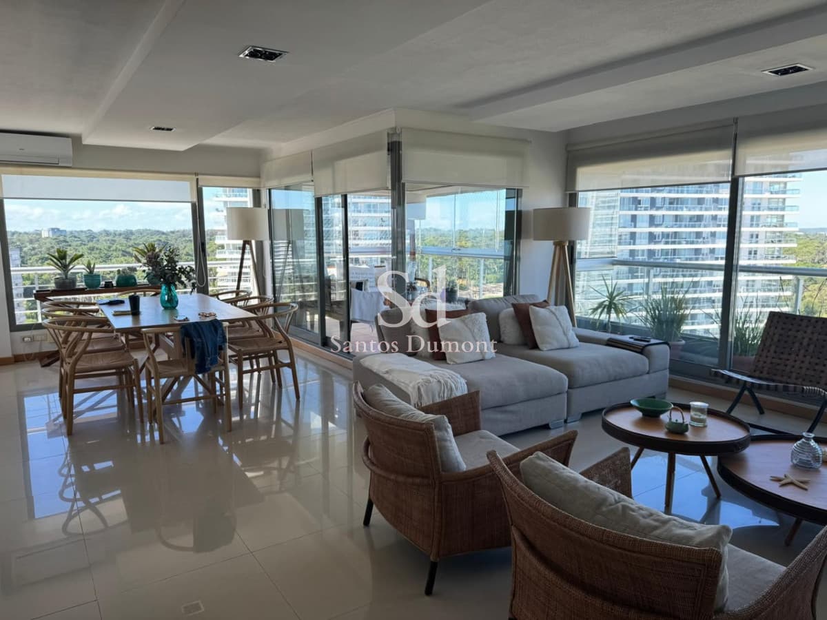 EN VENTA - Penthouse Duplex en Punta del Este