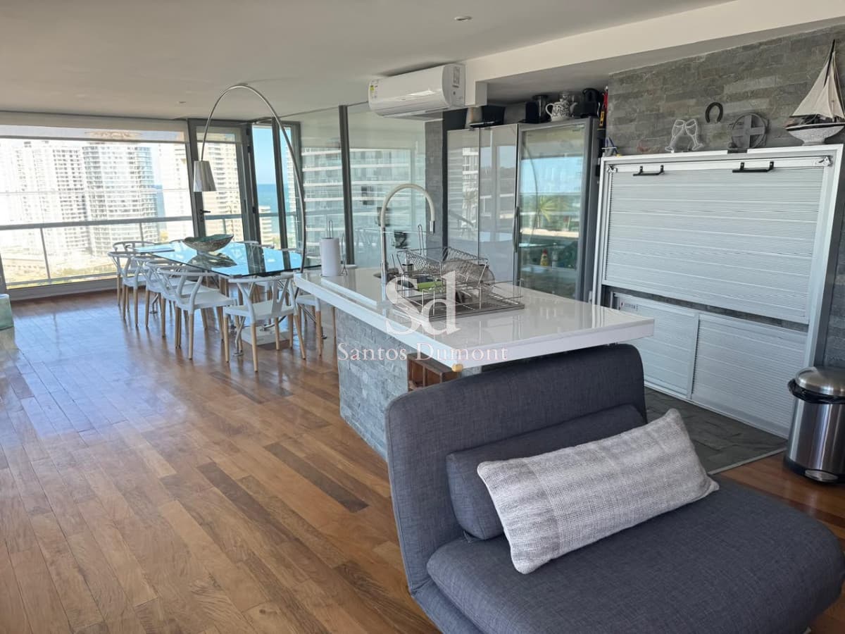 EN VENTA - Penthouse Duplex en Punta del Este