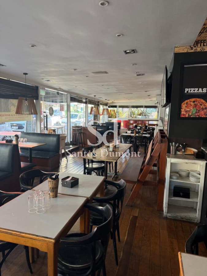 EN VENTA - Local Comercial en Gorlero, con Renta