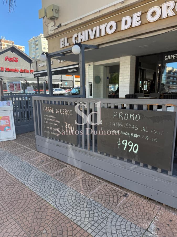 EN VENTA - Local Comercial en Gorlero, con Renta