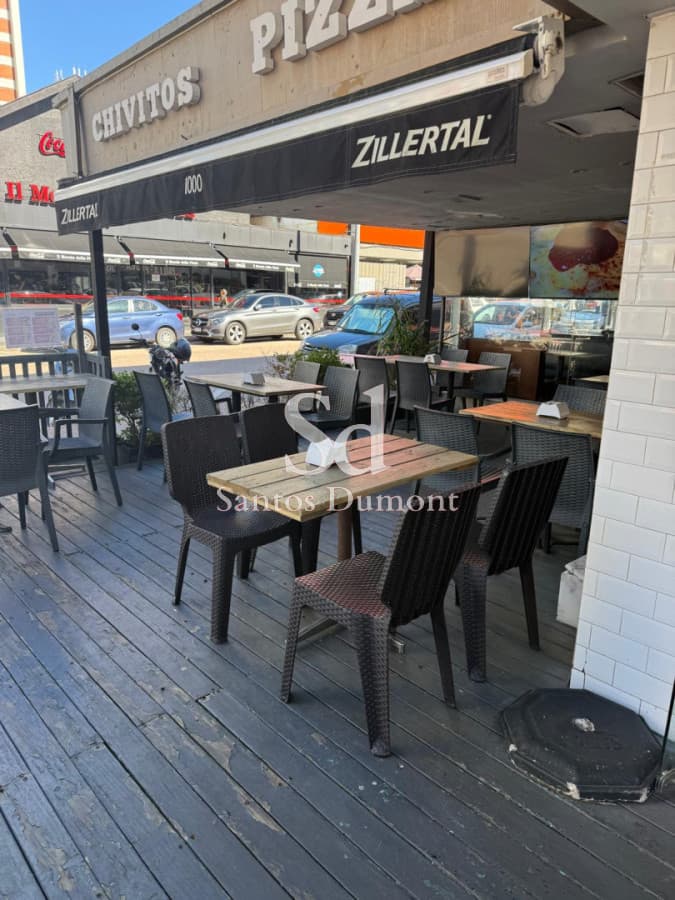 EN VENTA - Local Comercial en Gorlero, con Renta