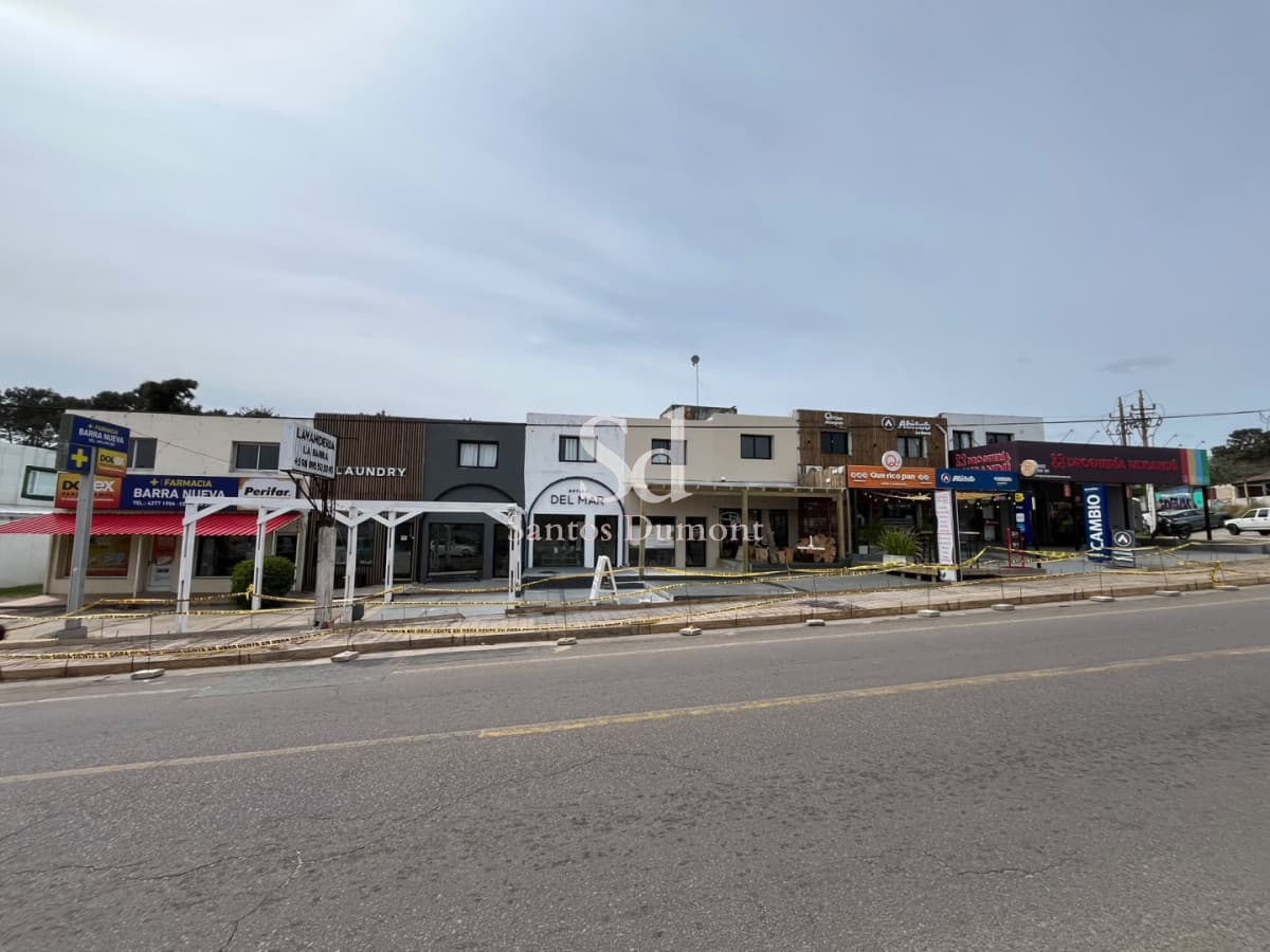 VENTA LOCAL EN LA BARRA  - EXCELENTE UBICACION SOBRE RUTA 10
