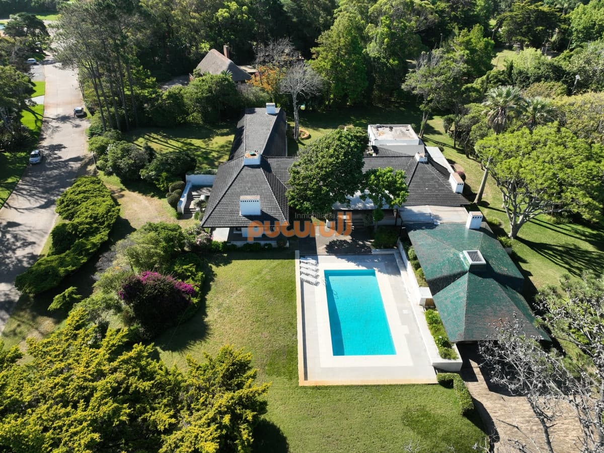 Venta Casa 6 suites en Punta Ballena