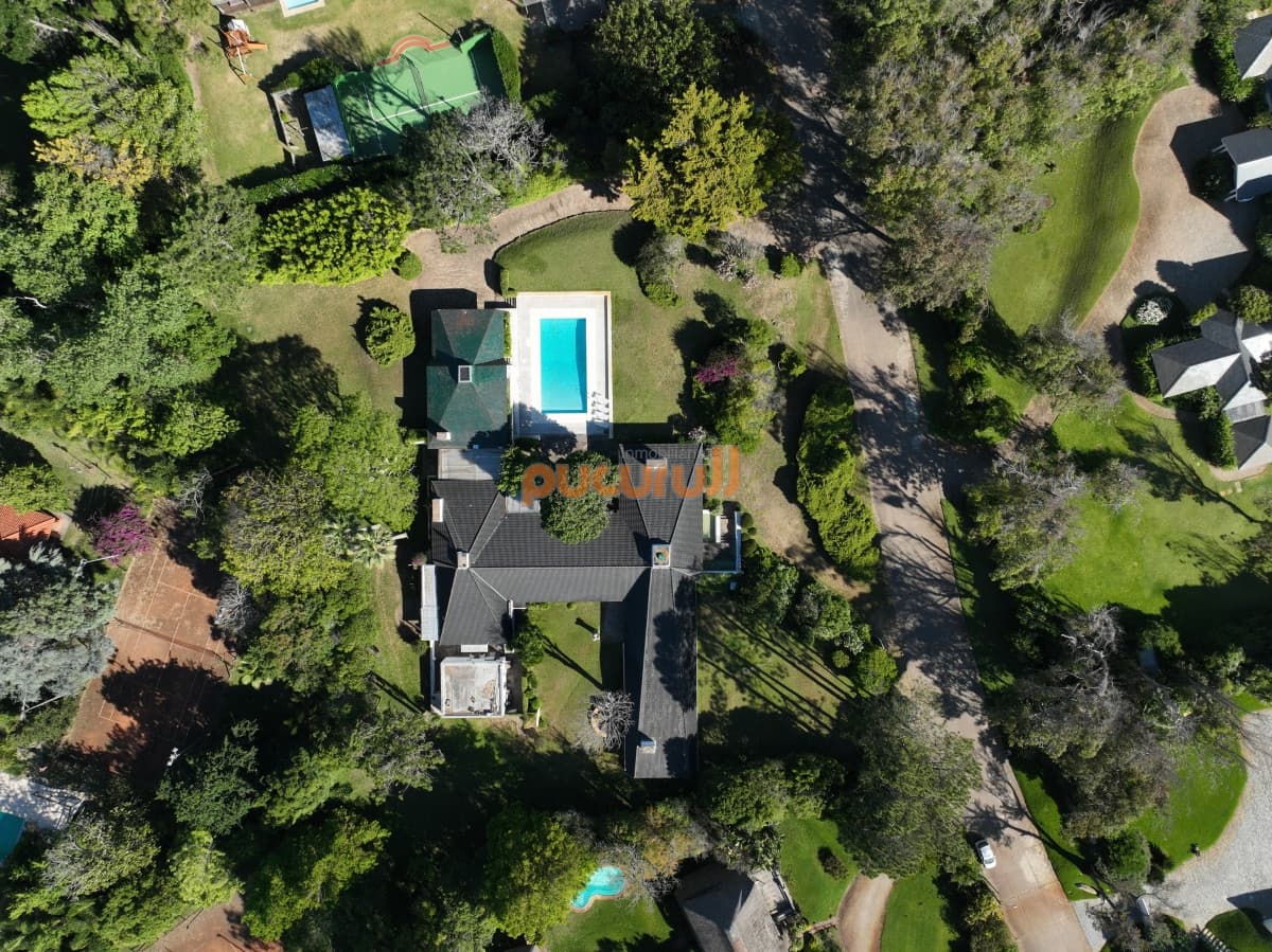 Venta Casa 6 suites en Punta Ballena