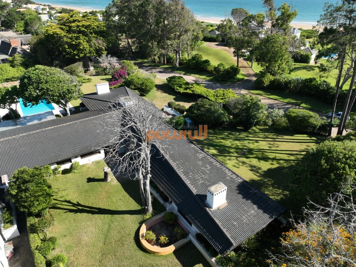 Venta Casa 6 suites en Punta Ballena