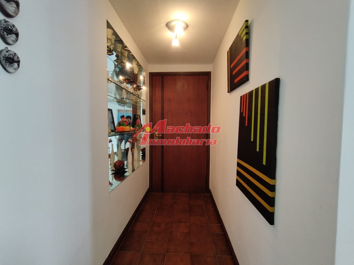 venta de apartamento sobre playa brava